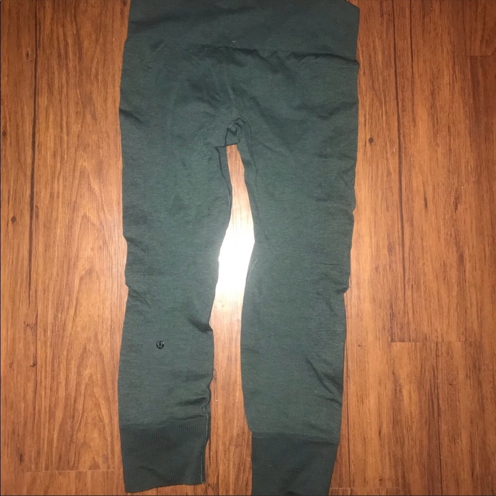 Lululemon Ebb to Street pants